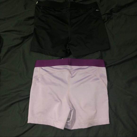 Nike spandex shorts - Picture 2 of 2